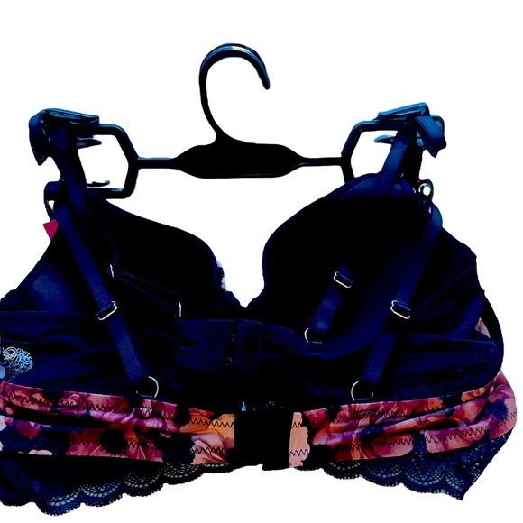 NEW VINCE CAMUTO SET OF 2 LACE TRIM BRAS - Picture 5 of 10